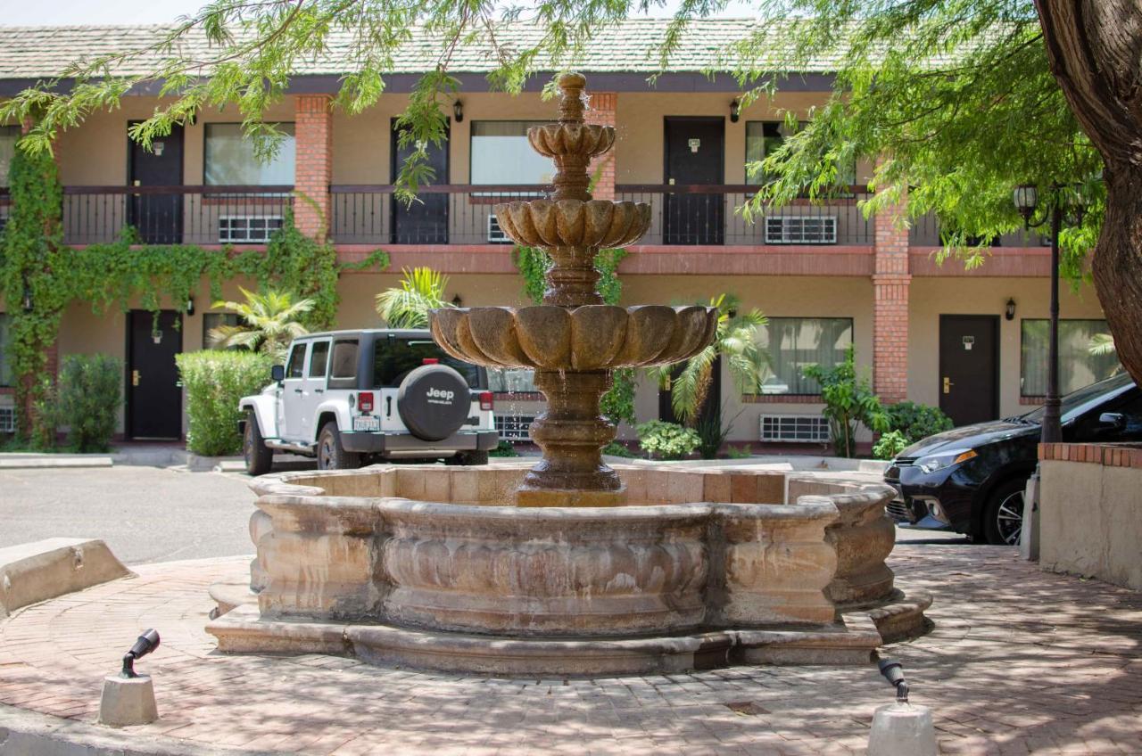 Hotel Siesta Real Mexicali Kültér fotó
