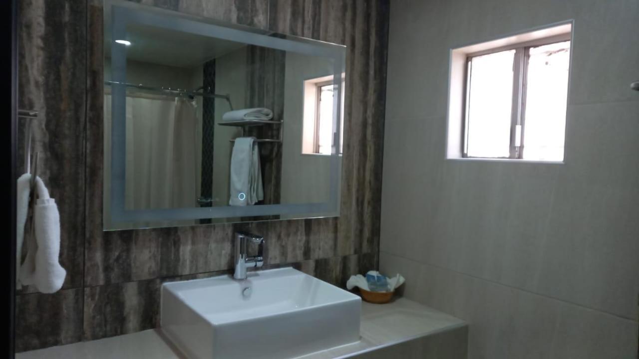 Hotel Siesta Real Mexicali Kültér fotó