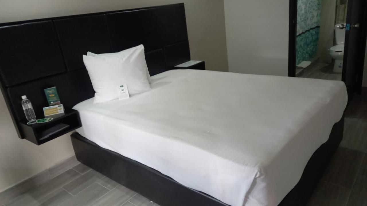 Hotel Siesta Real Mexicali Kültér fotó